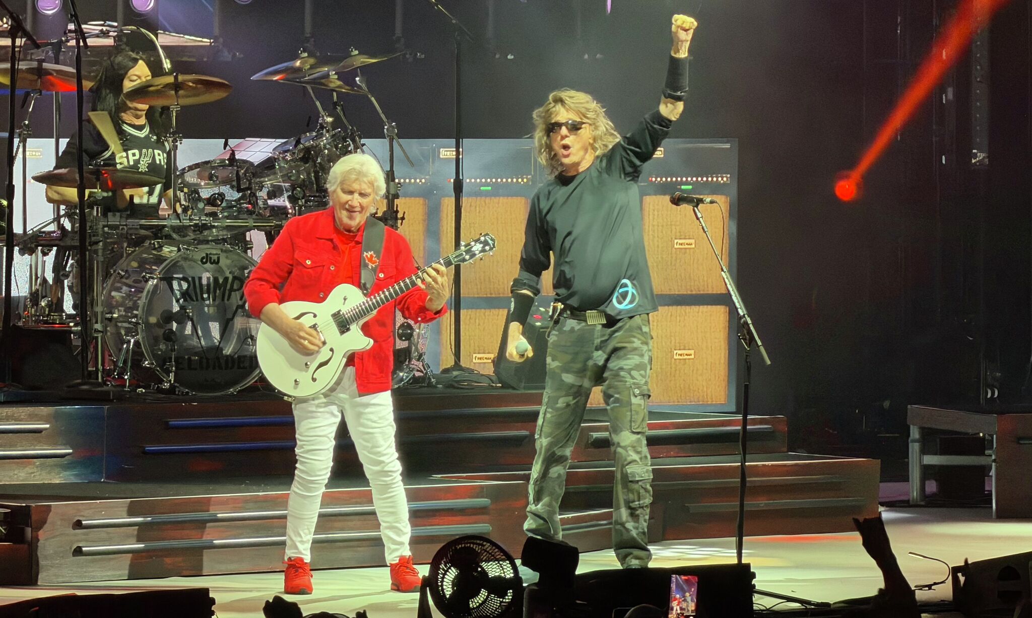 Recensie: Triumph voert rock-‘n-roll op tijdens een vrolijk concert in San Antonio