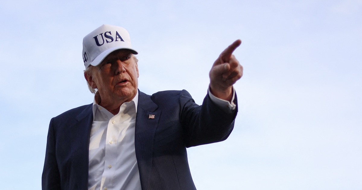 Terwijl Trump zijn spieren spant tijdens het campagnetraject, wordt hij geconfronteerd met een zeldzame tegenslag op Capitol Hill: van het politieke establishment