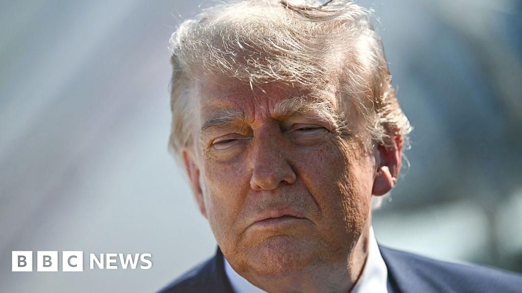 Trump tells US negotiators 'not to rush' into deal with Iran – BBC