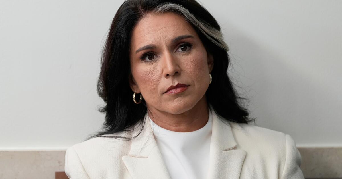 Tulsi Gabbard treedt af als directeur van de nationale inlichtingendienst, vanwege de gezondheid van haar echtgenoot